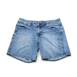 GAP Light blue Aubrey 90's style denim shorts with a relaxed fit
